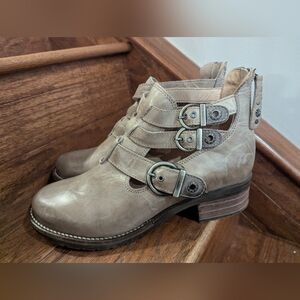 Dromedaris Women's Kelsy Taupe Brown Leather Ankle Boots Size 40
